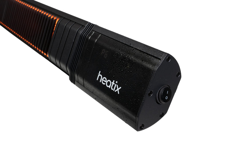 Aan/uit knop van de Zwarte slimme wandmodel Heatix heater of terrasverwarmer met 2500 Watt